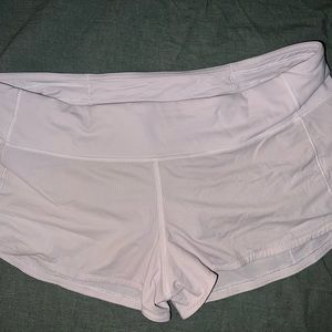 Lulu Lemon Run Speed Up Mid Rise short